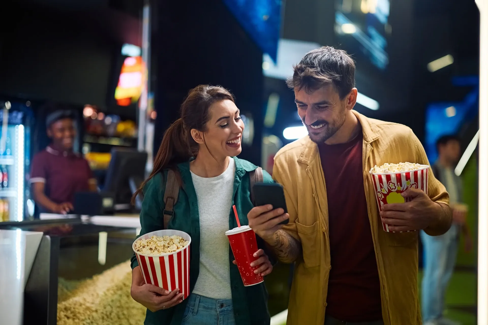 Couple sending a Boomerang at the movies 